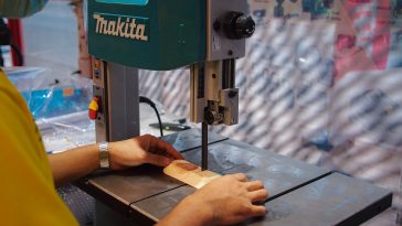 สว่านแท่น