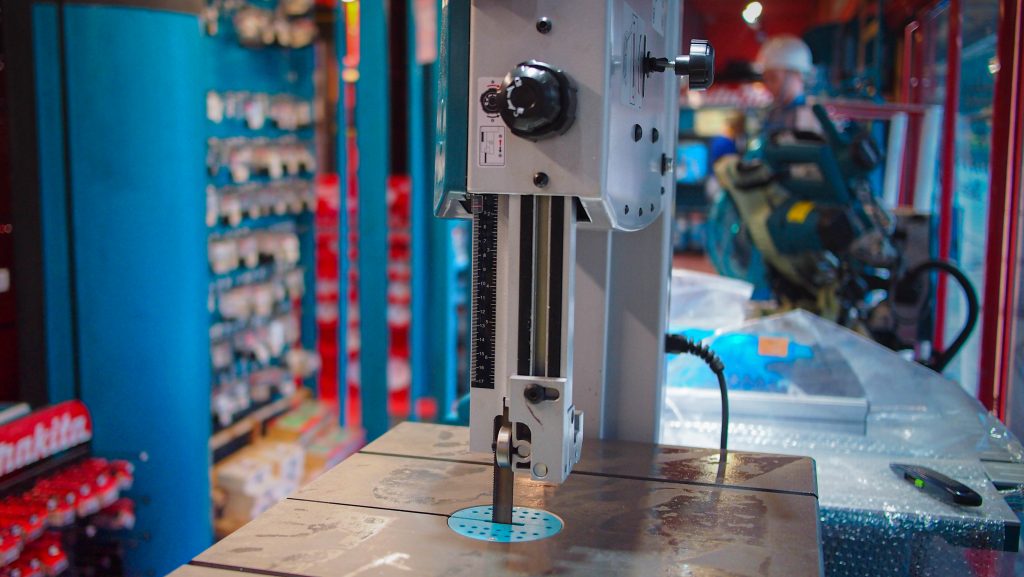 สว่านแท่น